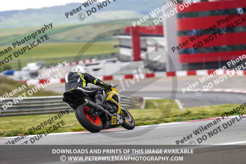 cadwell no limits trackday;cadwell park;cadwell park photographs;cadwell trackday photographs;enduro digital images;event digital images;eventdigitalimages;navarra;no limits trackdays;peter wileman photography;racing digital images;trackday digital images;trackday photos